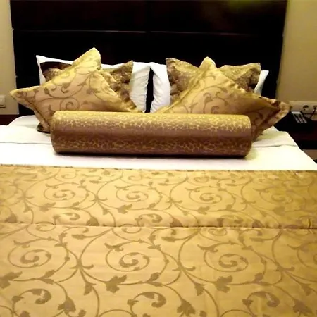 Alya Otel 3*